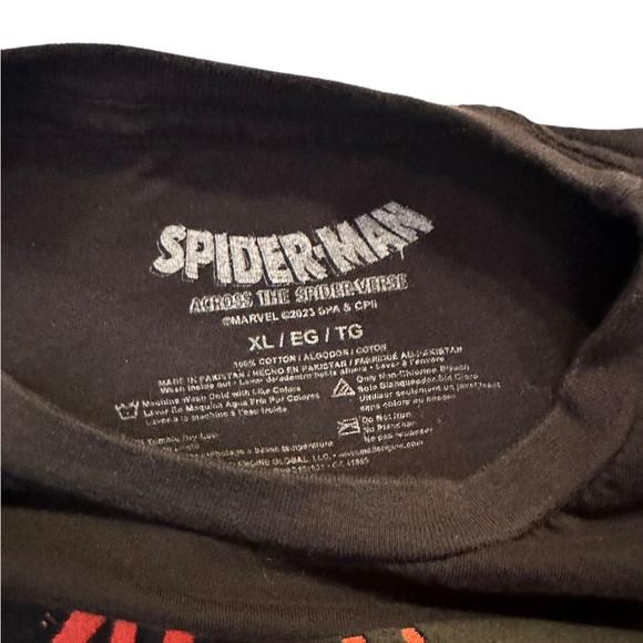 Spider-Man “Across the Spider-Vers Miles Upside Down Poster Black XL T-shirt - Picture 7 of 10